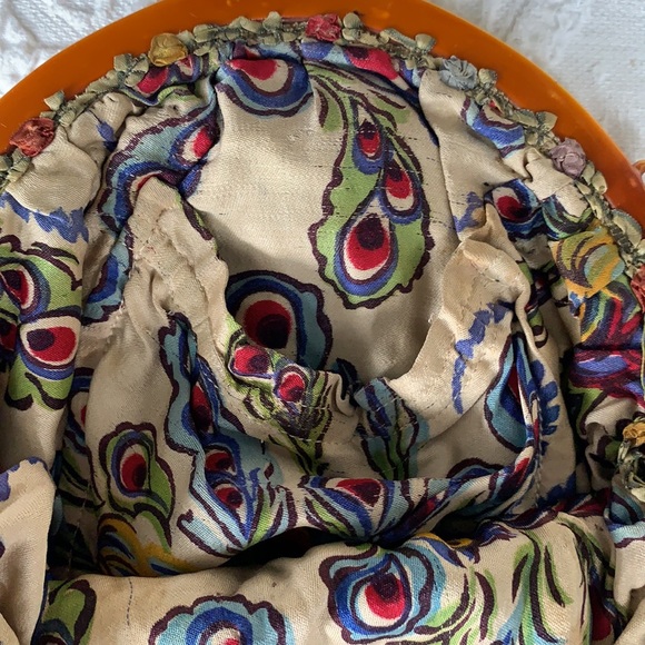 Beaded bag with Bakelite frame - Picture 7 of 7